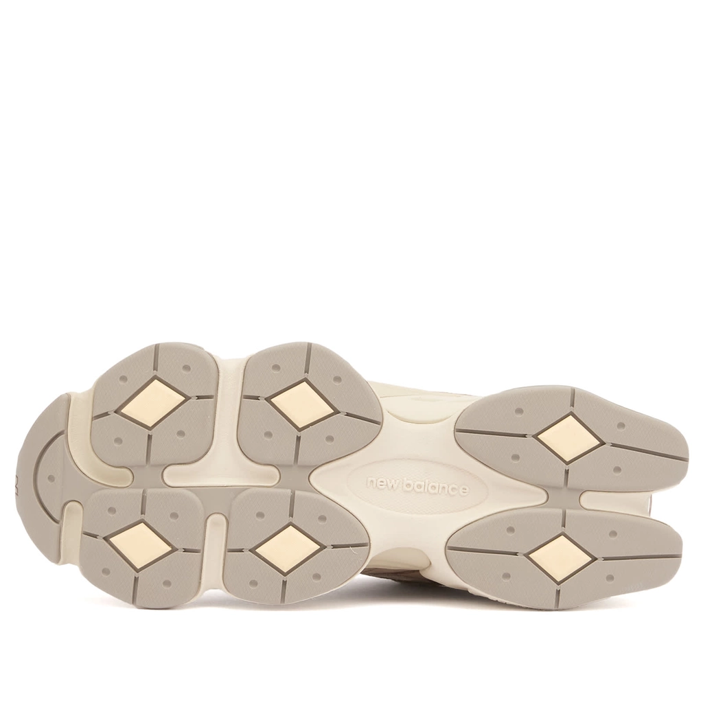 New Balance 9060 Sneaker Mushroom